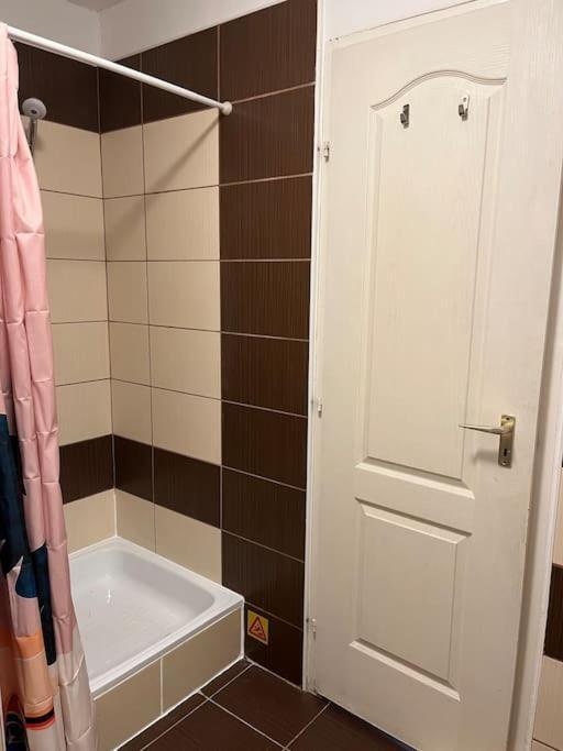 12# Sunflower Cozy Apartment Budapest Bagian luar foto